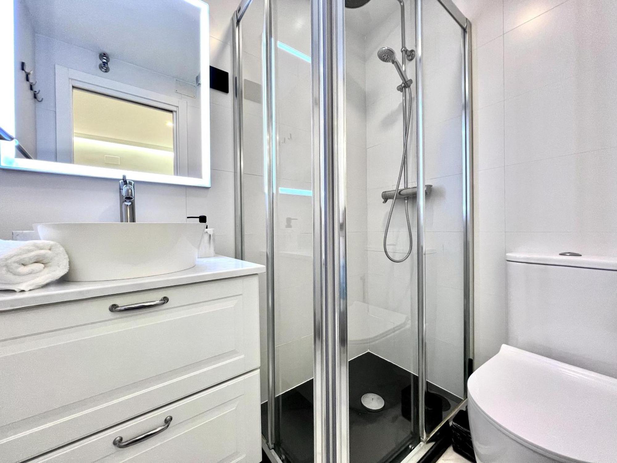 Apartment In The Heart Of Madrid-Piso En Malasana Εξωτερικό φωτογραφία