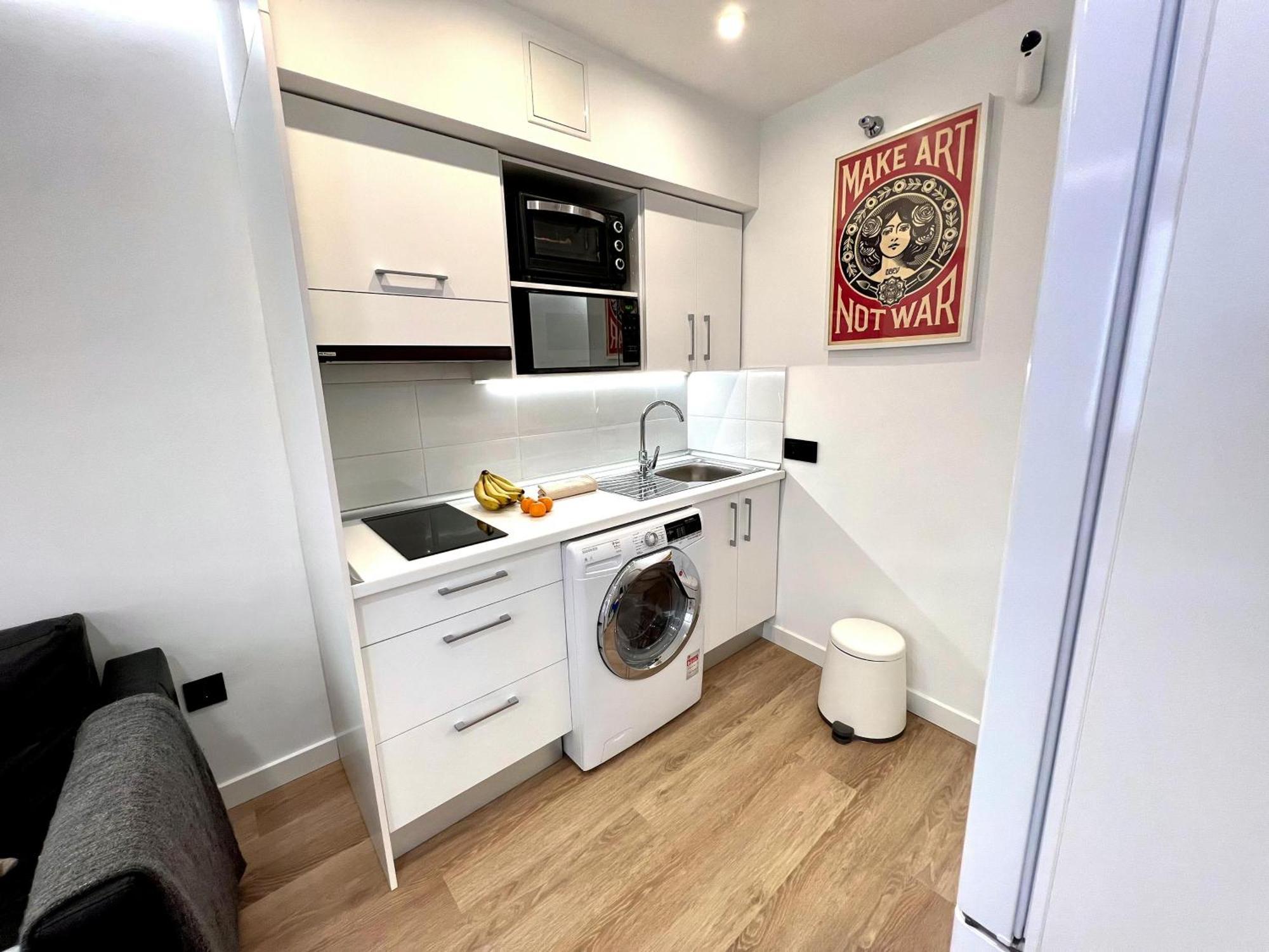 Apartment In The Heart Of Madrid-Piso En Malasana Εξωτερικό φωτογραφία