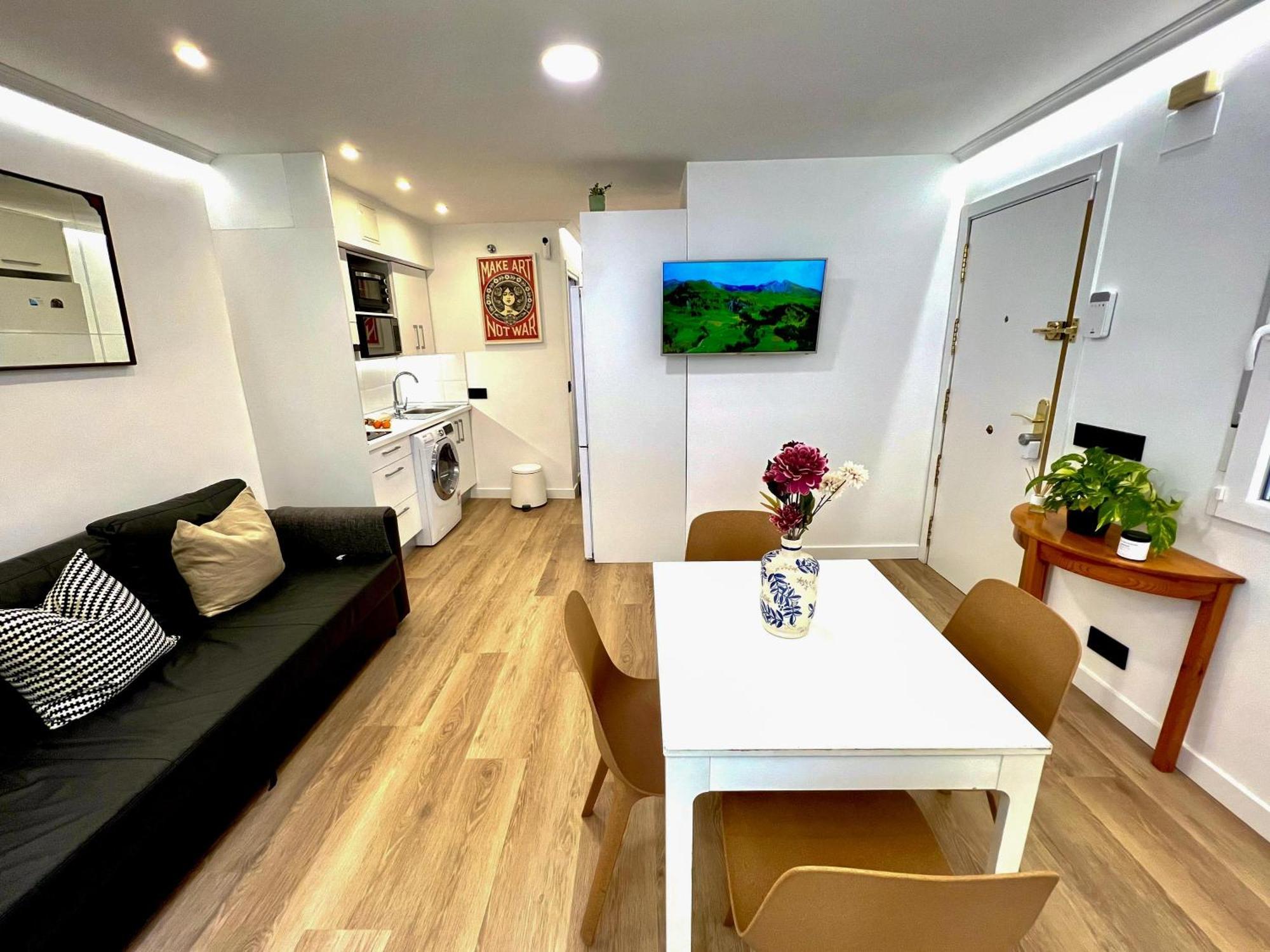 Apartment In The Heart Of Madrid-Piso En Malasana Εξωτερικό φωτογραφία
