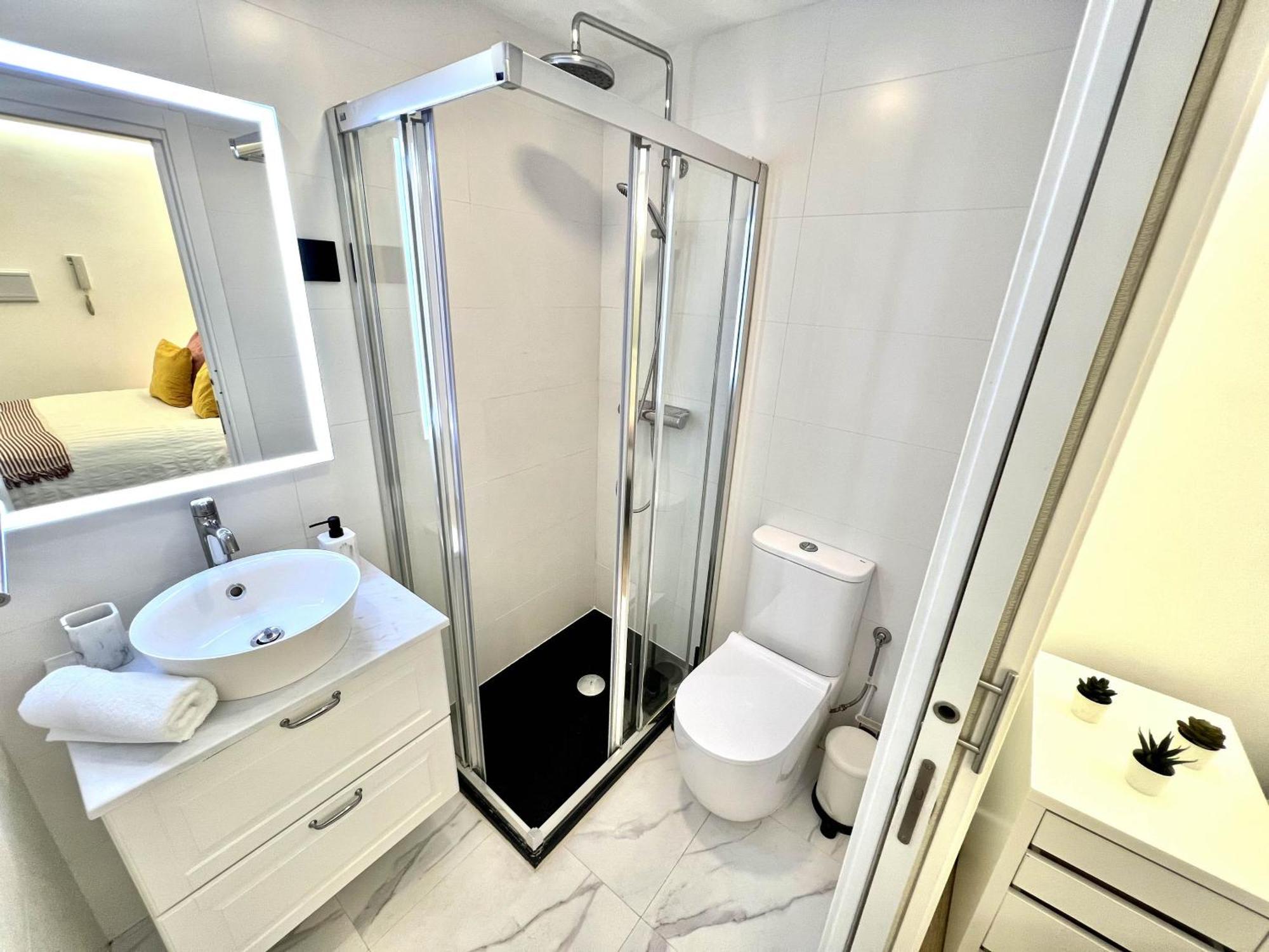 Apartment In The Heart Of Madrid-Piso En Malasana Εξωτερικό φωτογραφία